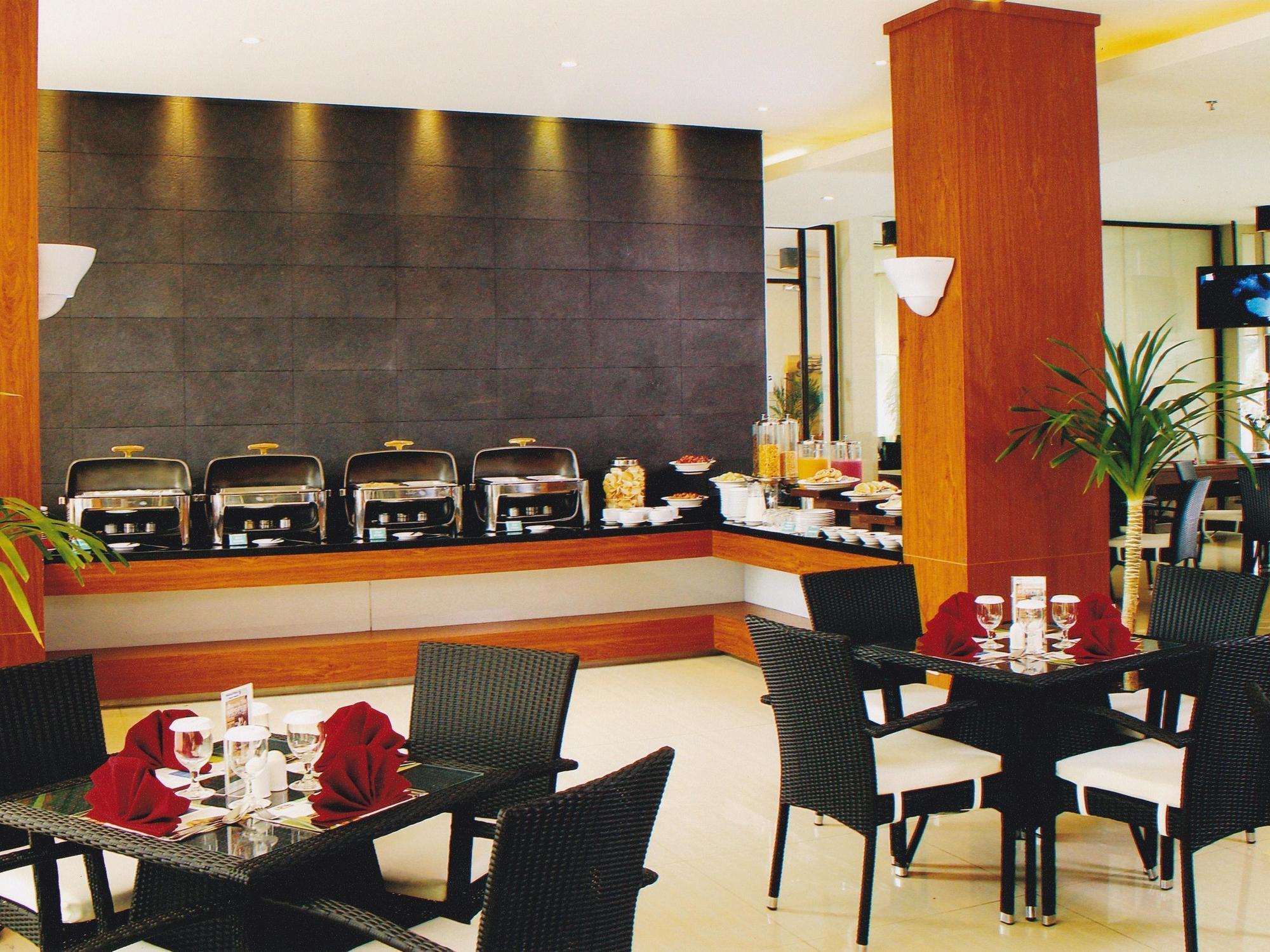 Sahid Mutiara Karawaci Hotel Tangerang Buitenkant foto