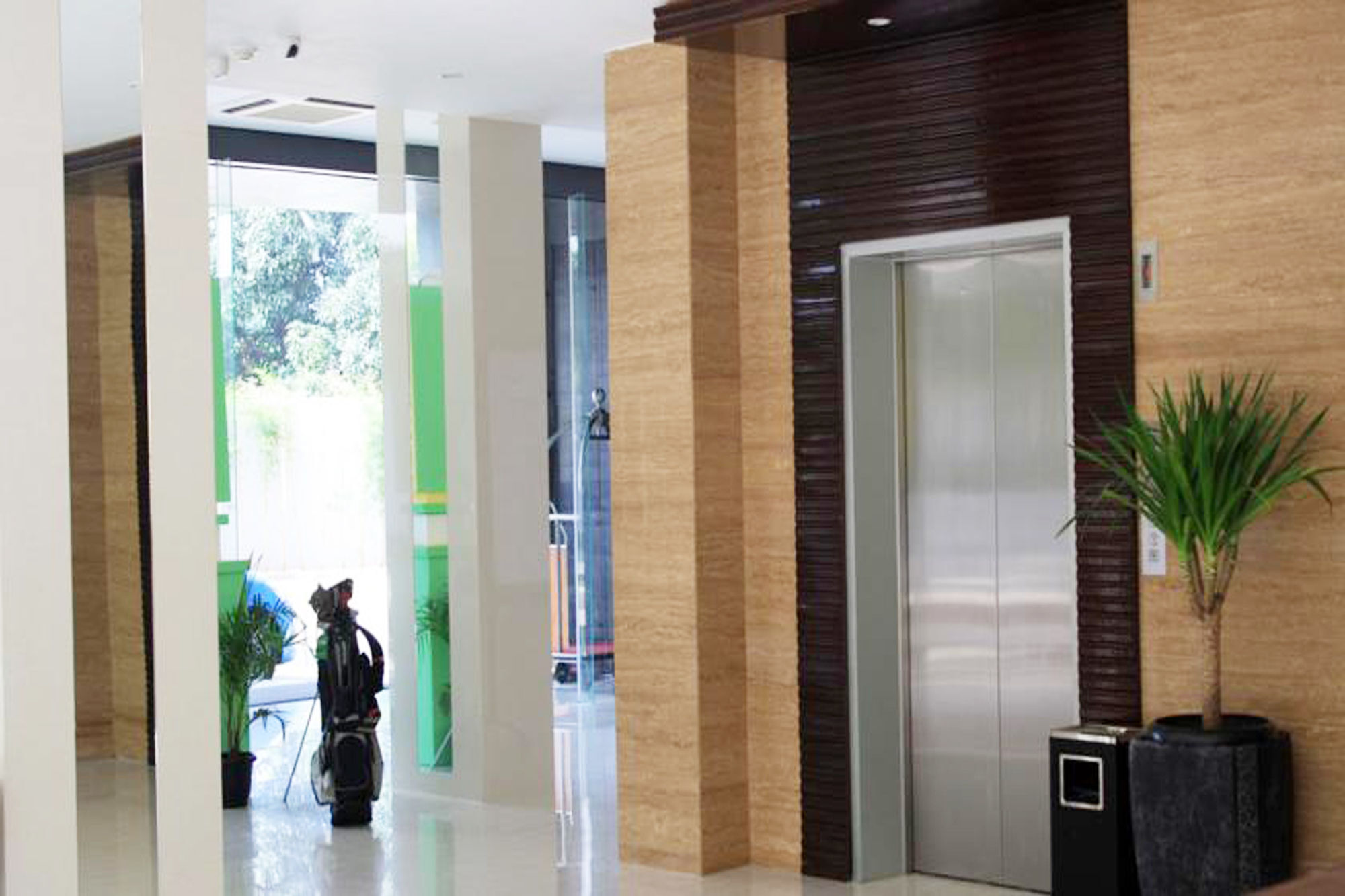 Sahid Mutiara Karawaci Hotel Tangerang Buitenkant foto